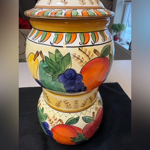 Vintage Hand- Painted Nonni’s Biscotti Ceramic Cookie Jar - Picture 3 of 9